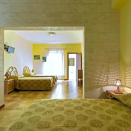 Villaggio Santa Maria Hotel *
